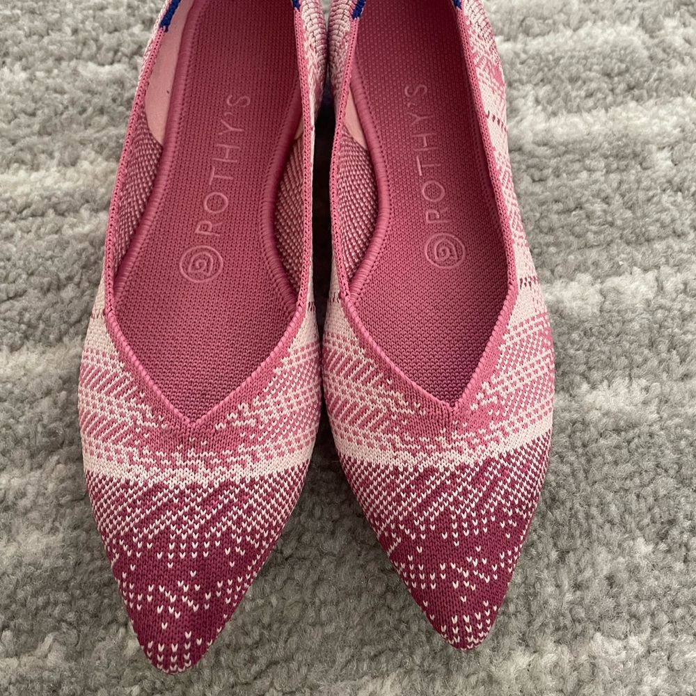 Rothy’s The Point pink 7W